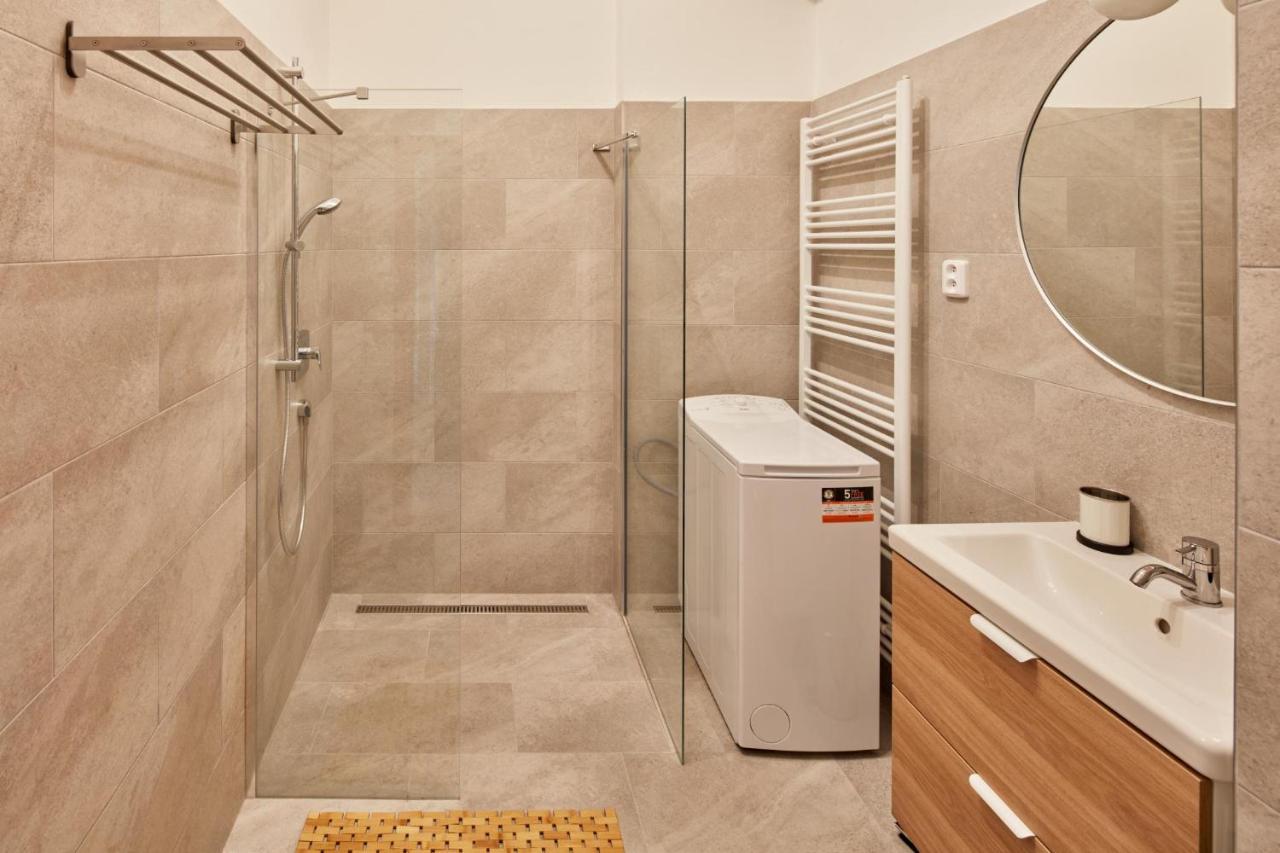 Prague Days - Spacious 3Bdr Apartment - Trendy Neighbourhood 外观 照片